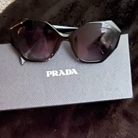 Prada sunglasses main image 4
